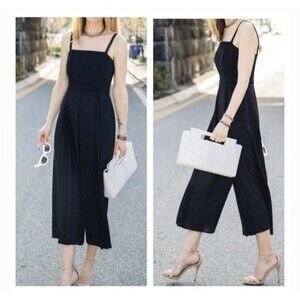 Shoshanna Black Wide-Leg Cropped Jumpsuit Size 6 Pleated Square Neck Womens
